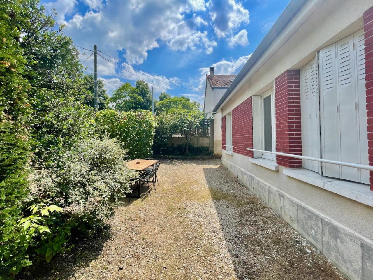 L'Envers Du Temps - Sonights Dourdan Exterior foto